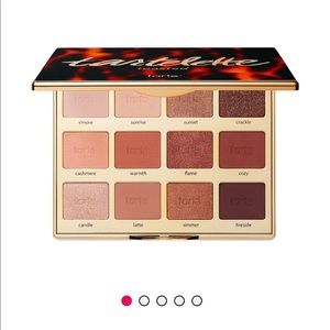 Tartelette Toasted eyeshadow palette
